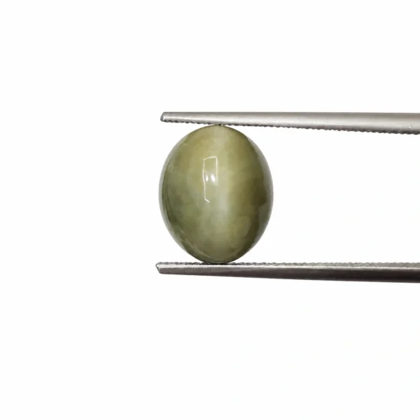 Cats eye Gemstone, weight 4.66ct
