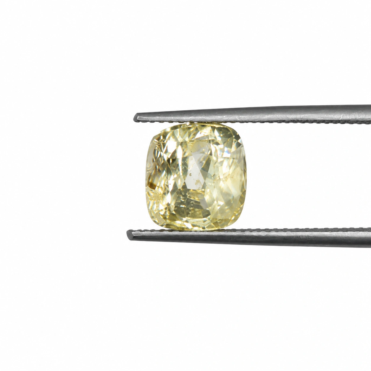 Yellow Sapphire Gemstone, Weight 3.20 Ct - Image 2